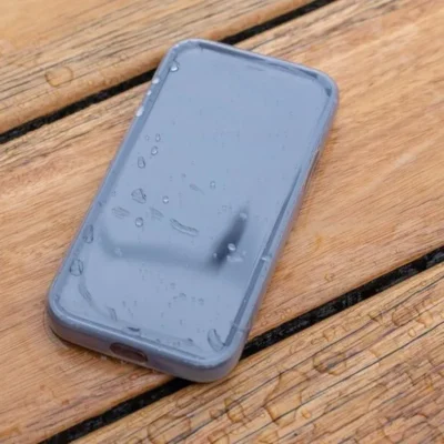 Funda impermeable QUAD LOCK Poncho – iPhone 12/12 Pro