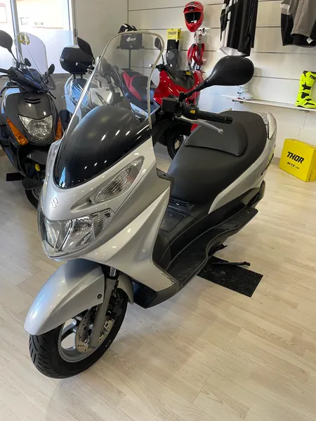Suzuki Burgman 125cc 2006 - Imagen 2